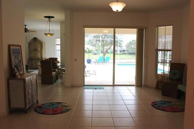LIVINGRM-2