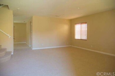The Guest / Living Room.
