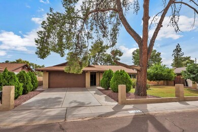 6713 S Palm Dr Tempe AZ 85283-large-002-