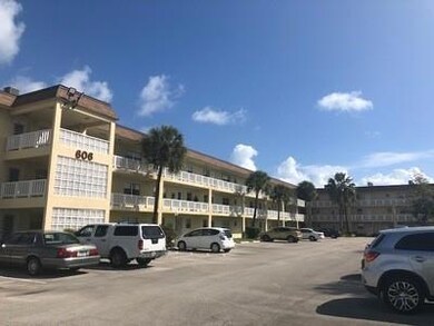 Well maintained building 3