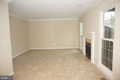 5793 Fincastle Dr, Manassas, VA 20112 - photo 5