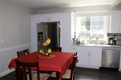 54 Linden St, Pawtucket, RI 02861 - photo 5