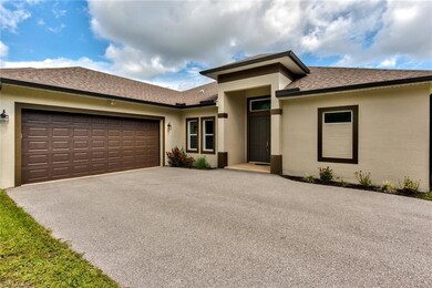 5675 Sea Grass Ln, Naples, FL 34116 - photo 2