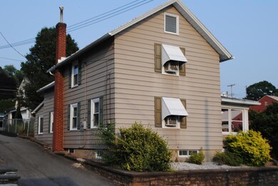 508 Liberty St, Watsontown, PA 17777 - photo 3