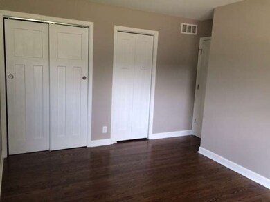 unlisted-address, Aurora, IL 60506 - photo 5