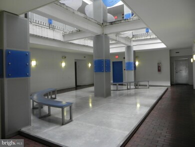 1011 Hunter St unit E4, Baltimore, MD 21202 - photo 4