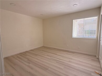4460 Sandy River Dr unit 51, Las Vegas, NV 89103 - photo 5
