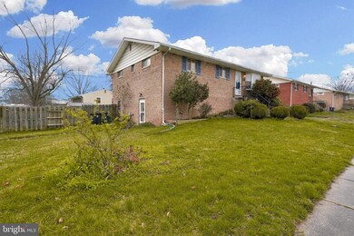 8911 Robin Place, Laurel, MD 20708 - photo 2