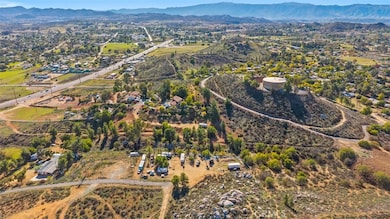 21080 Kimes Ln, Meadowbrook, CA 92570 - photo 6