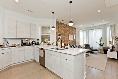 2705 N Kimball Ave unit 2, Chicago, IL 60647 - photo 4