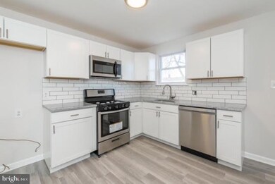 729 W 11th St, New Castle, DE 19720 - photo 6