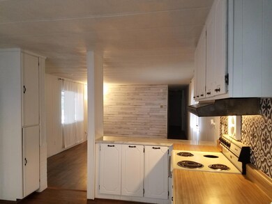 9566 Old Stage Rd unit 25, Central Point, OR 97502 - photo 5