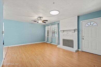 07-Living Room