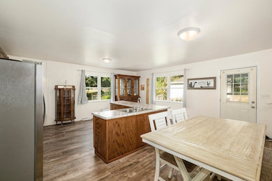 632 E Jackson St, White Cloud, MI 49349 - photo 3