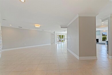 11225 4th St E, Treasure Island, FL 33706 - photo 4