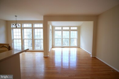 22113 Chelsy Paige Square, Ashburn, VA 20148 - photo 5