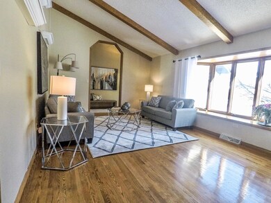 Living Room 4