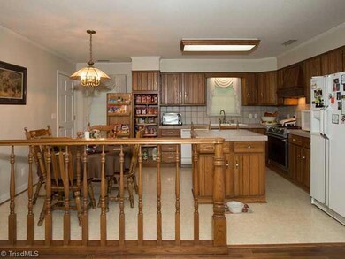 1644 Brookdale Dr, Asheboro, NC 27205 - photo 6