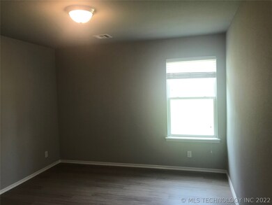 31143 E 64th St S, Broken Arrow, OK 74014 - photo 7