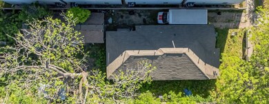 735 W 27th St, Houston, TX 77008 - photo 7