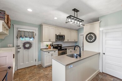 9 Pickman Rd, Salem, MA 01970 - photo 6