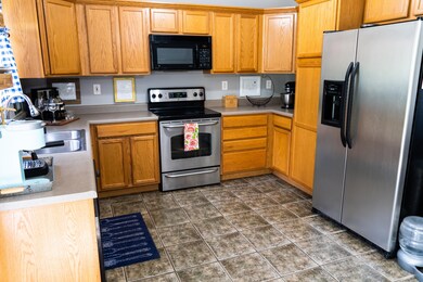 348 Bowers Park Cir, Knoxville, TN 37920 - photo 6