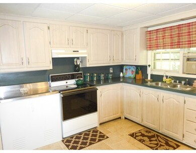 954 Court St, Brockton, MA 02302 - photo 7