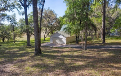 555 NW Lona Loop, Lake City, FL 32055 - photo 2