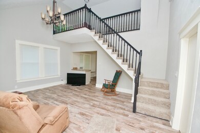 115 Arcade Ave, Elkhart, IN 46514 - photo 2