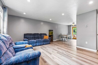 2 Bryant St unit A, Assonet, MA 02702 - photo 6