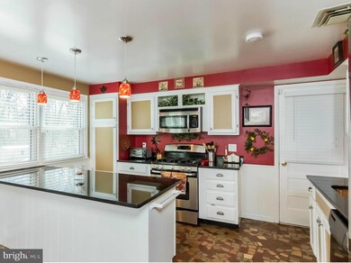 3603 Kirkwood Dr, Fairfax, VA 22031 - photo 6