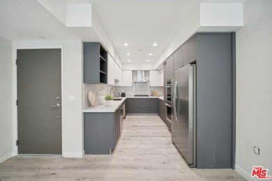 1051 S Corning St unit 102, Los Angeles, CA 90035 - photo 4