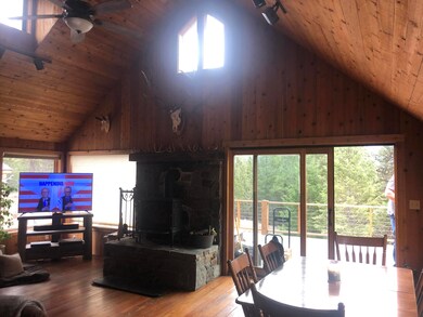 1150 Five Deer Ln