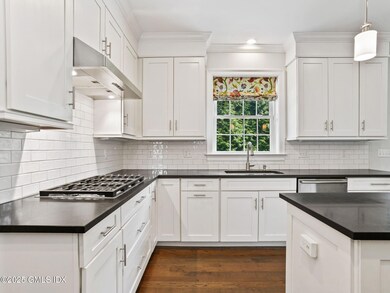 551 River Rd, Cos Cob, CT 06807 - photo 6