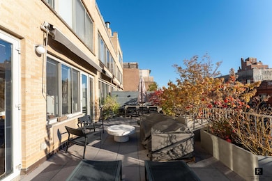 525 E 11th St unit 6C, New York, NY 10009 - photo 4