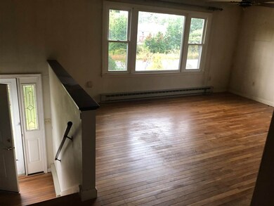 204 Saint Anselm Dr, Goffstown, NH 03045 - photo 2