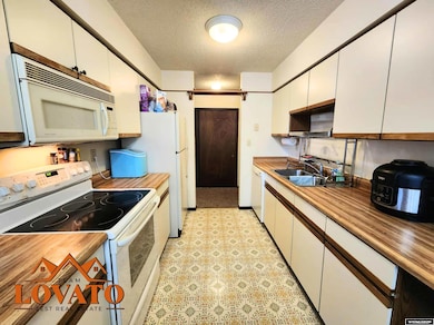 4460 S Poplar #308c St, Casper, WY 82601 - photo 4