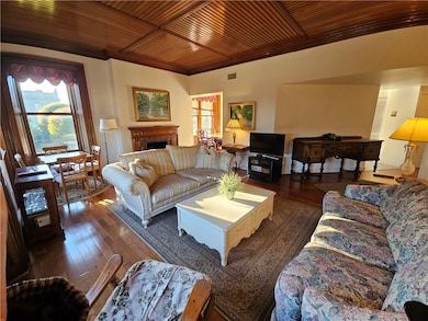 Living Room view to entry & Dining