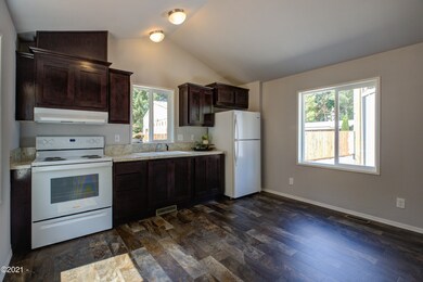402 N Charmwood