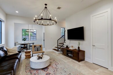 212 E 32nd St, Houston, TX 77018 - photo 6