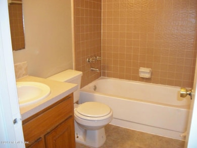 7648 Melissa Ct N, Jacksonville, FL 32210 - photo 7