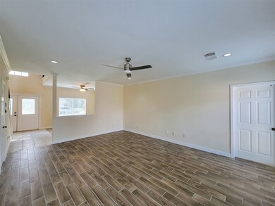 308 W 34th St, Houston, TX 77018 - photo 6