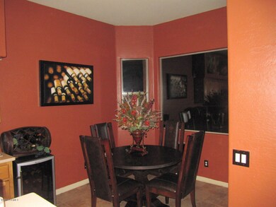 Eat-in Kitchen