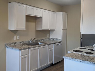 8117 Foxfire Ln unit D, Fort Worth, TX 76108 - photo 4