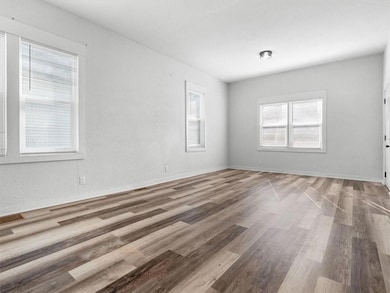 3004 Burnside Ave, Saint Joseph, MO 64505 - photo 3