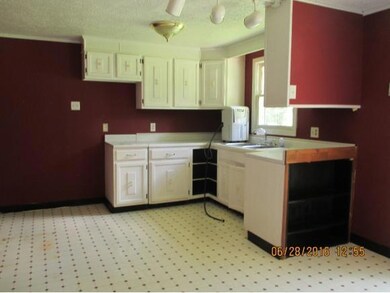 3581 W Jackson St, Napoleon, IN 47034 - photo 3