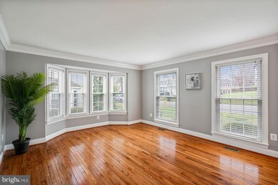 15511 Yorktown Dr, Dumfries, VA 22025 - photo 5