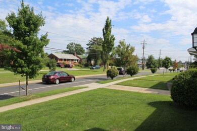 2211 Iverson St, Temple Hills, MD 20748 - photo 2