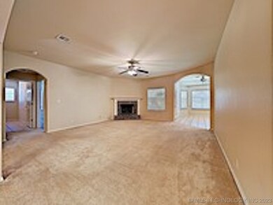 unlisted-address, Broken Arrow, OK 74014 - photo 4