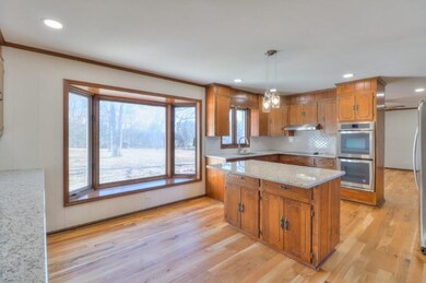 212 Ledgeview Dr, Shelbyville, TN 37160 - photo 2